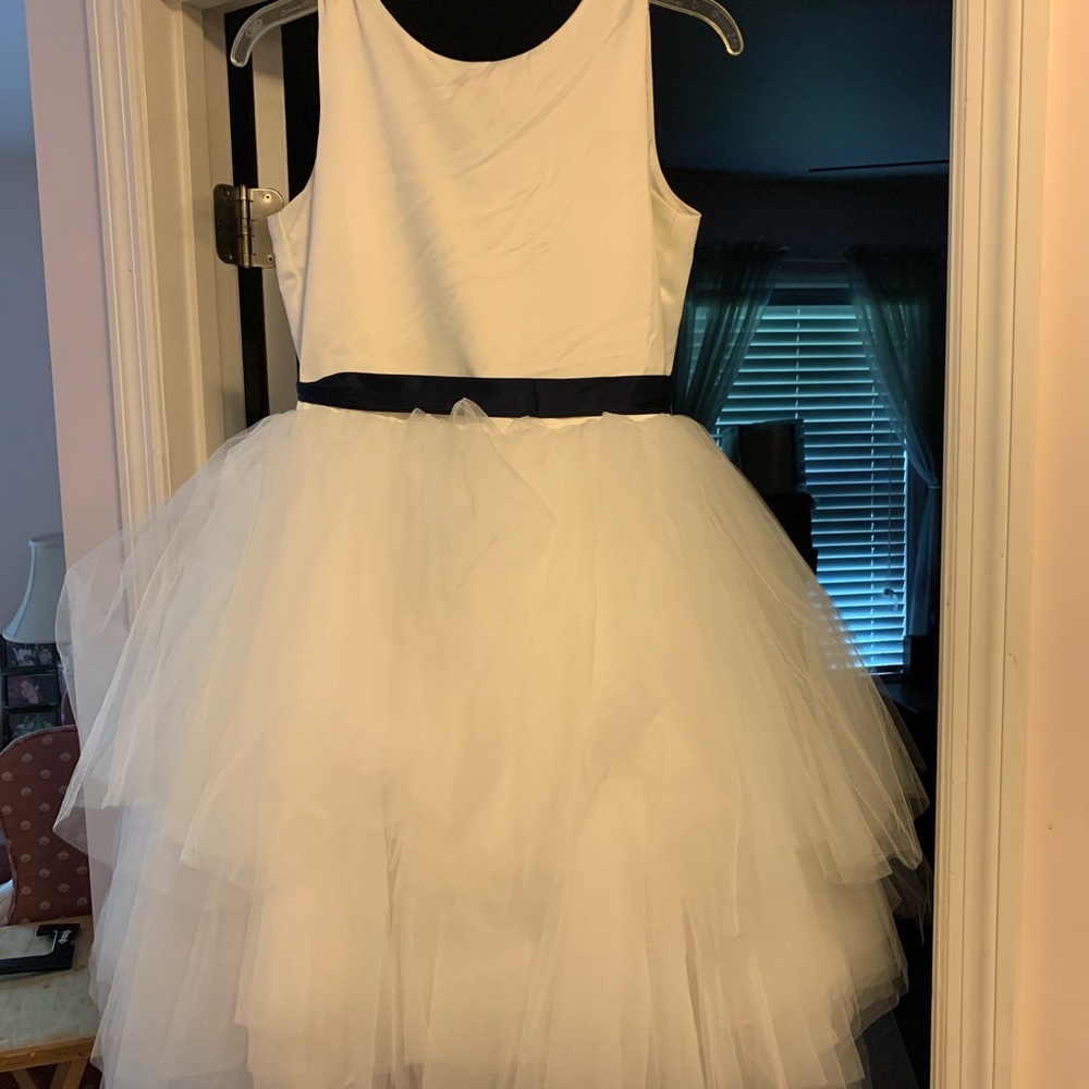 Flower Girl Dress - Picture 2 of 3